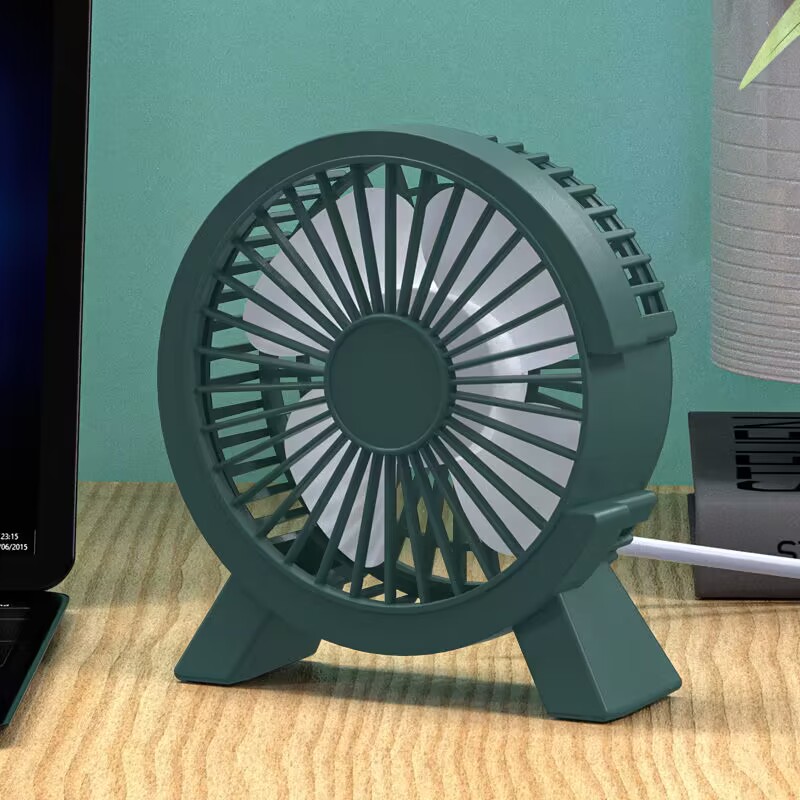 Home Office Hidden Desk - พัดลมตั้งโต๊ะแบบชาร์จไฟได้ขนาดเล็ก พัดลมระบายความร้อนขนาดเล็กแบบพกพาสำหรับหอพักนักเรียน โต๊ะคอมพิวเตอร์ โฮมออฟฟิศ เครื่องทำความเย็นในฤดูร้อน